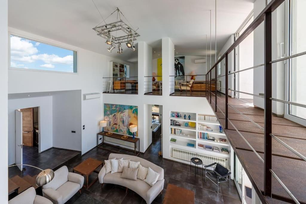 Casa De La Luz Villa Cala Llombards ภายนอก รูปภาพ